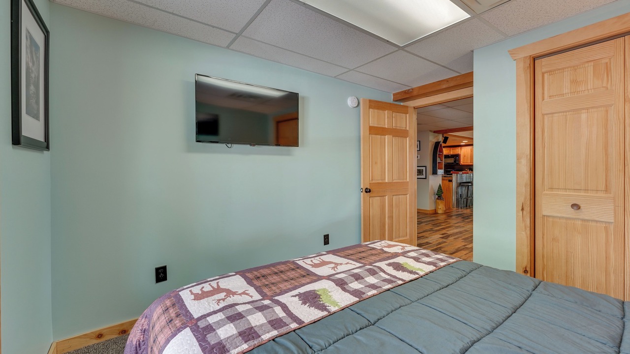 Photo of Bedroom in Old Forge