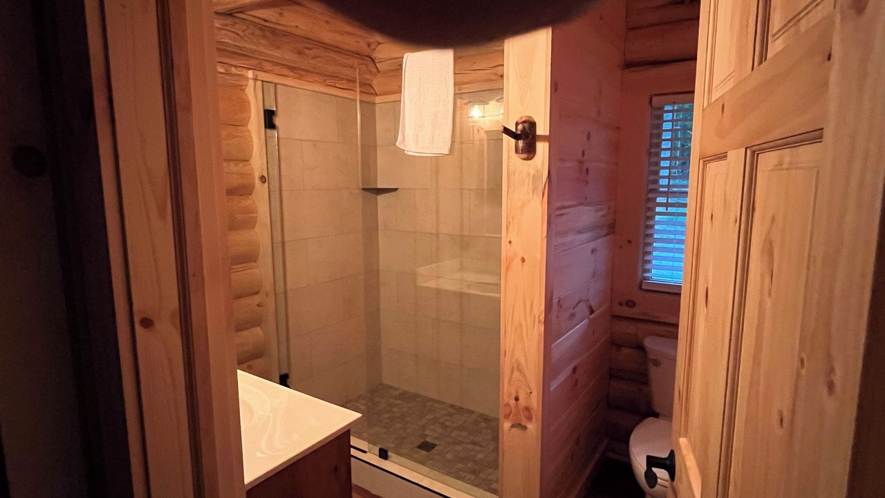 Photo of Bathroom in Logan