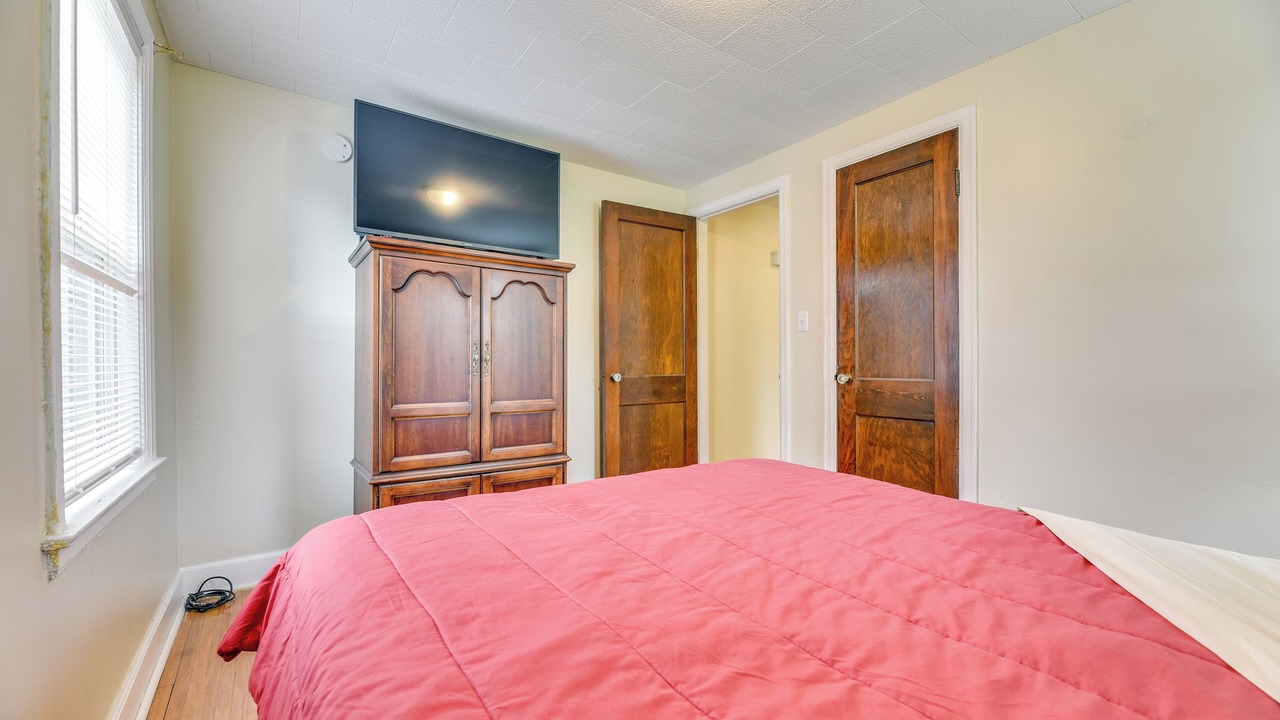 Photo of Bedroom in Cheektowaga
