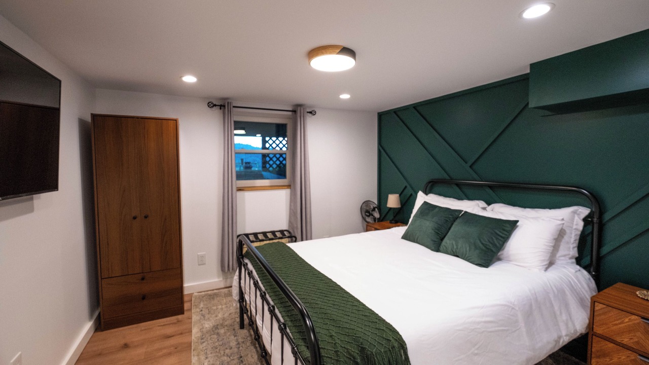 Photo of Bedroom in Newport