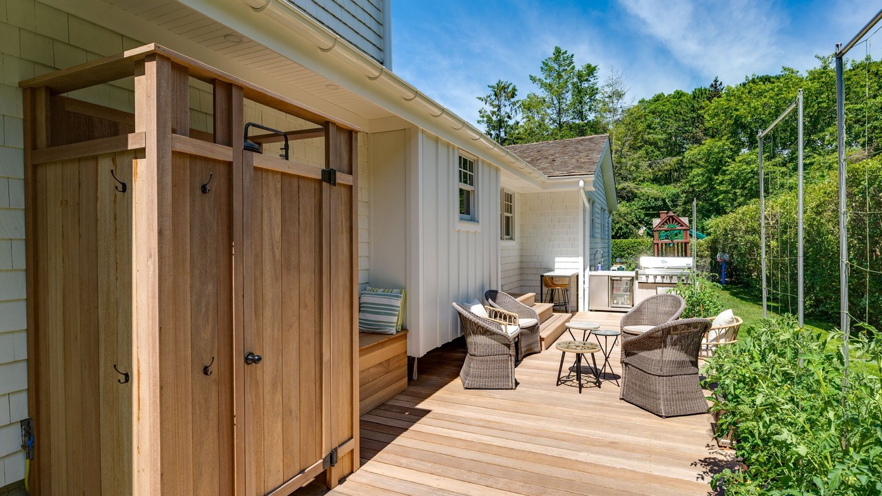 Photo of Patio Balcony in Shinnecock Hills