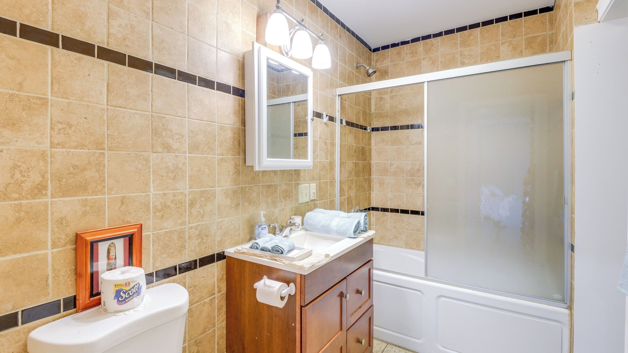 Photo of Bathroom in Claremont
