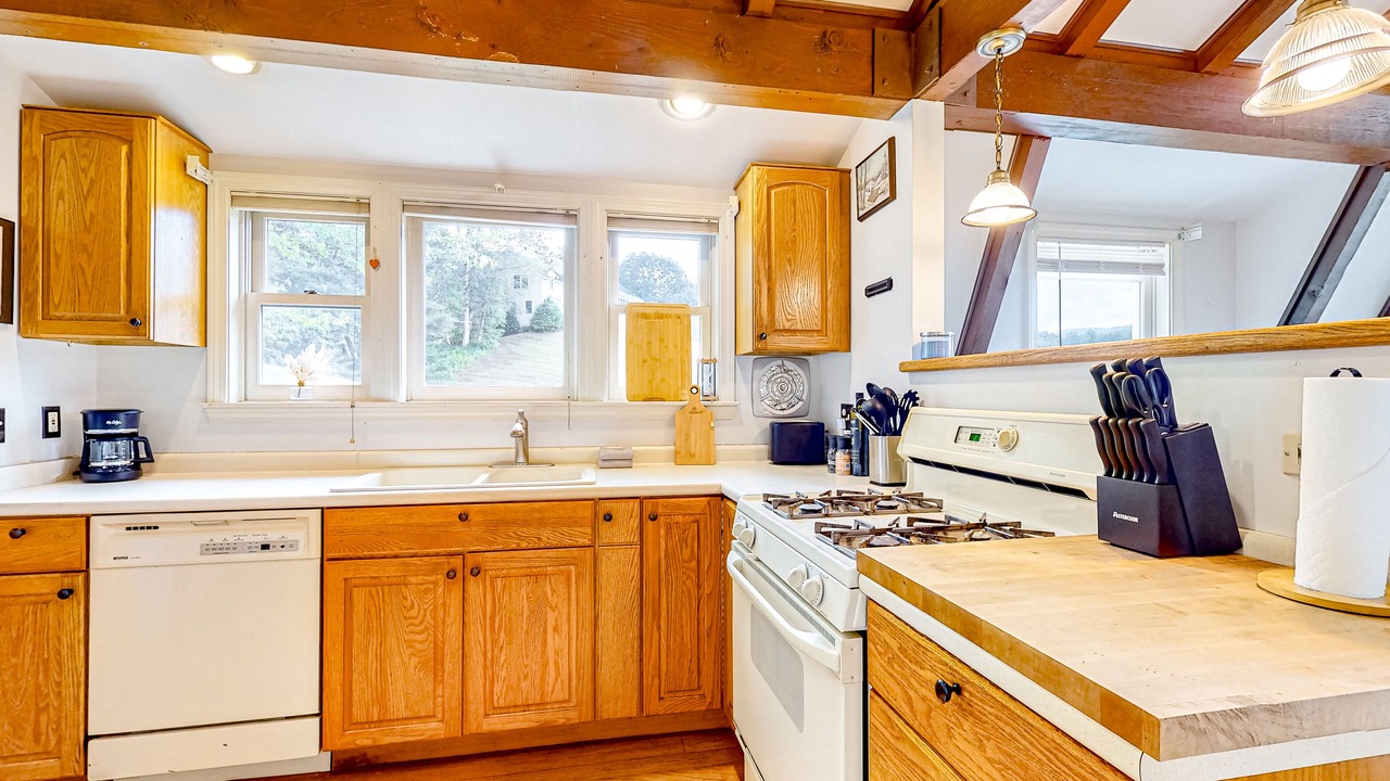 Photo of Kitchen in Clarendon