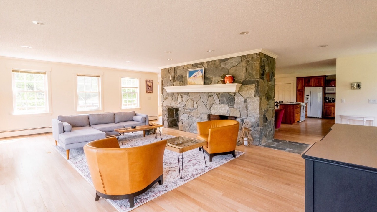 Photo of Livingroom in Andover