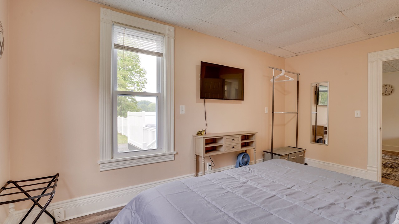 Photo of Bedroom in East Syracuse