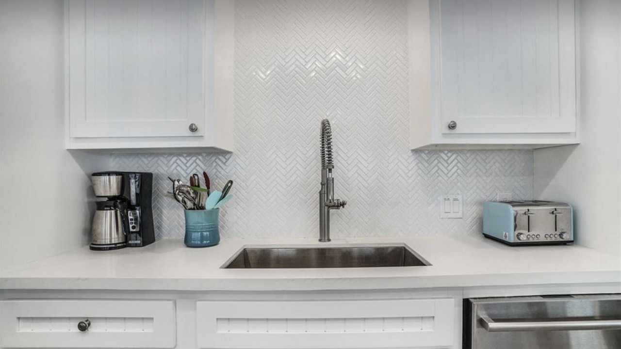 Photo of Kitchen in Pirates Beach