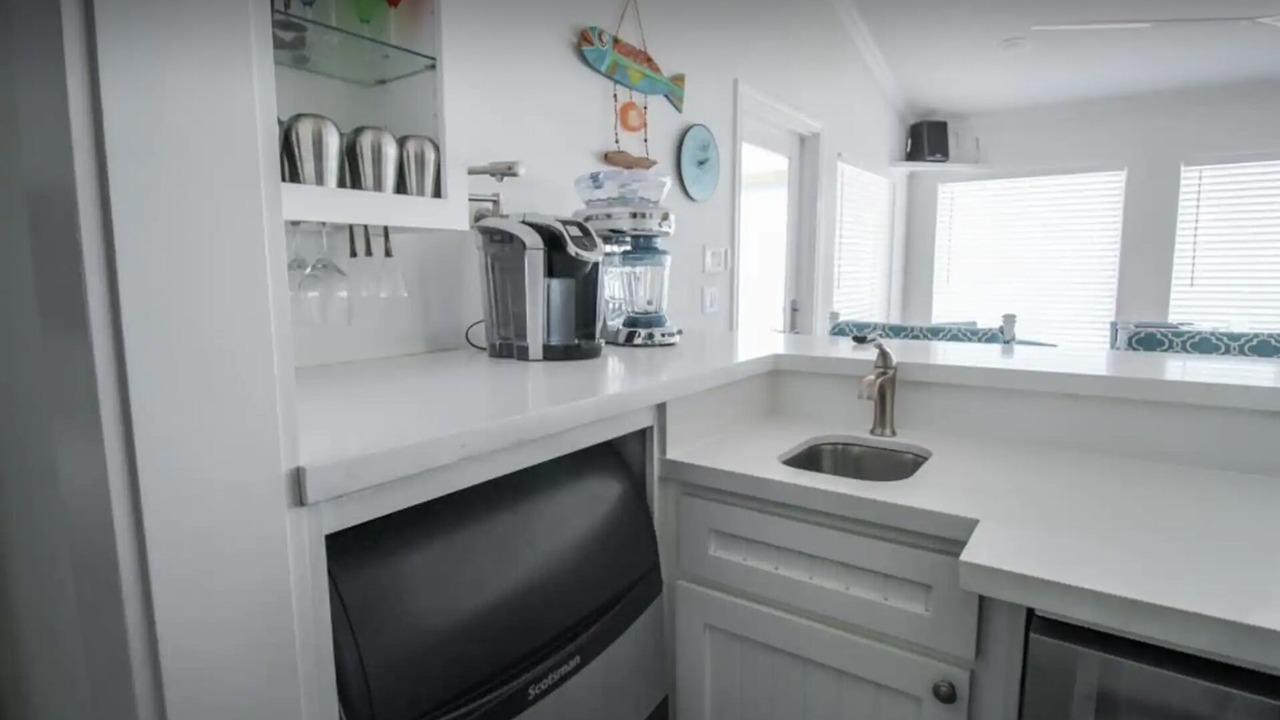 Photo of Kitchen in Pirates Beach