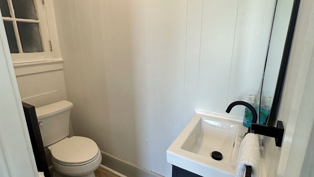 Photo of Bathroom in Pleasantville