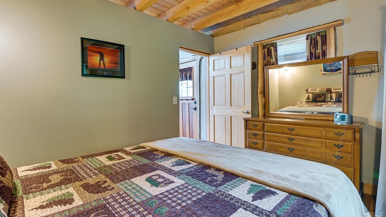 Photo of Bedroom in Washington County