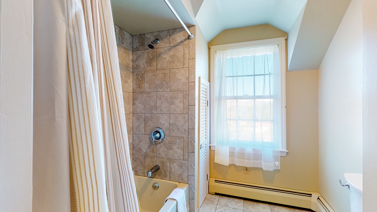 Photo of Bathroom in Clarendon