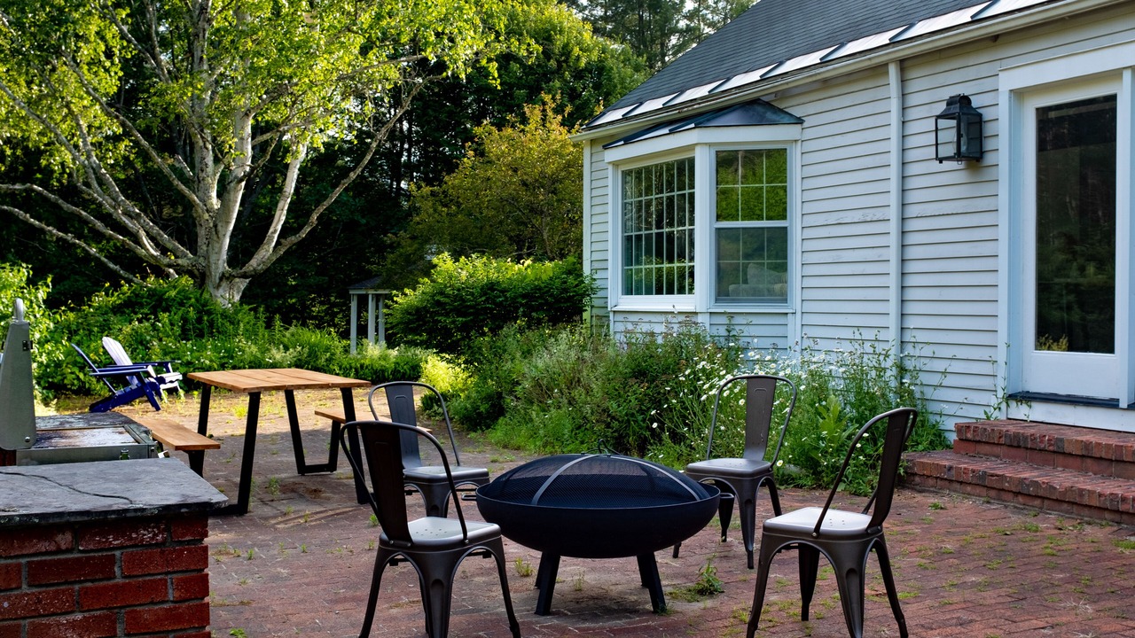 Photo of Outdoor in Clarendon