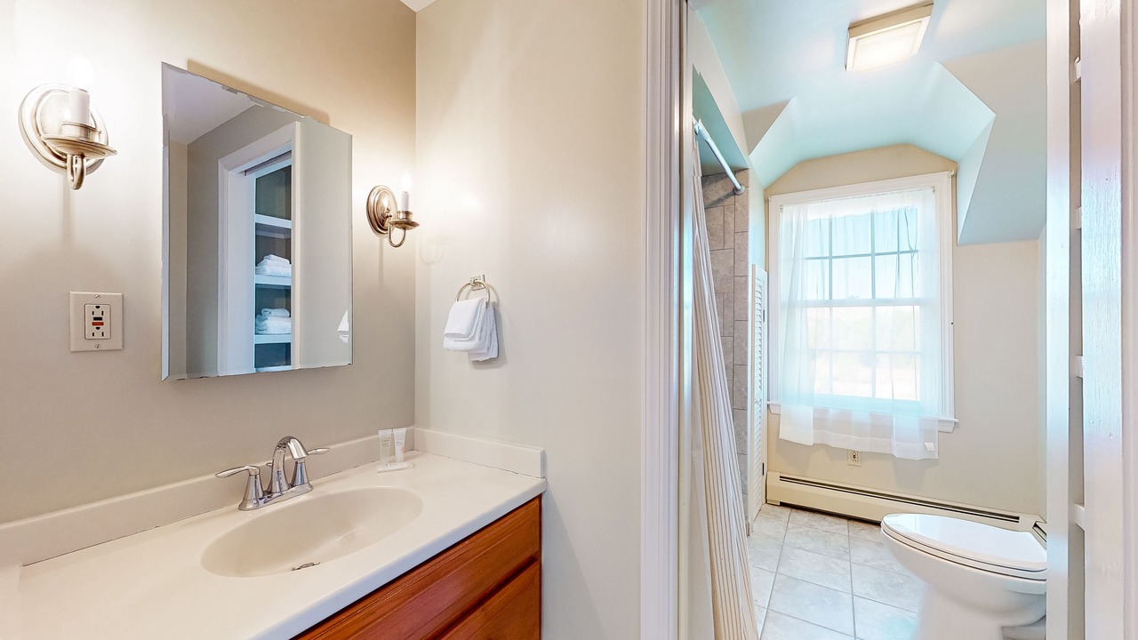 Photo of Bathroom in Clarendon