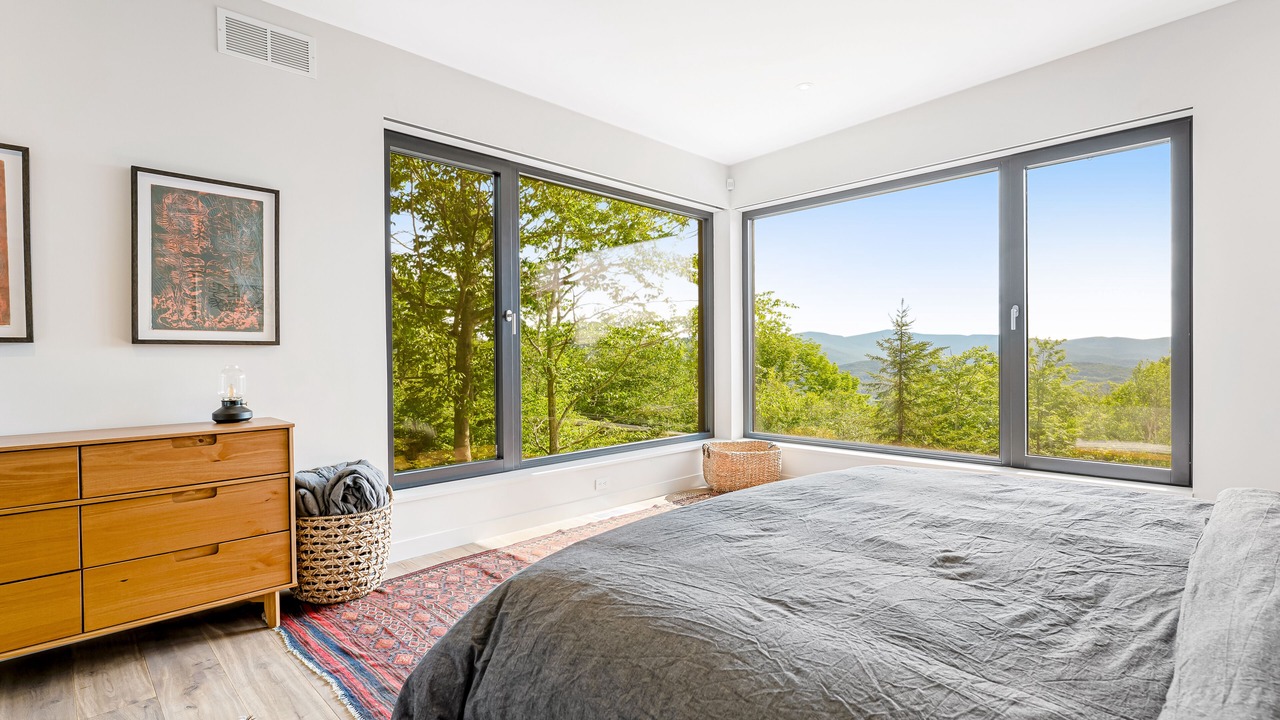 Photo of Bedroom in Warren