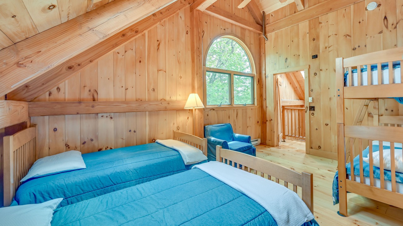 Photo of Bedroom in Westhampton