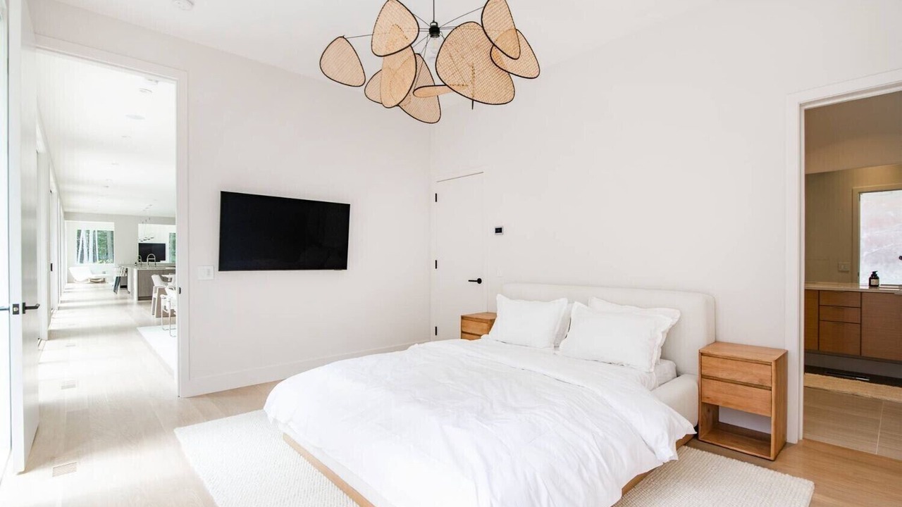 Photo of Bedroom in Northwest Harbor