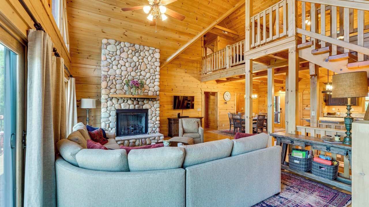 Photo of Livingroom in Vein Mountain