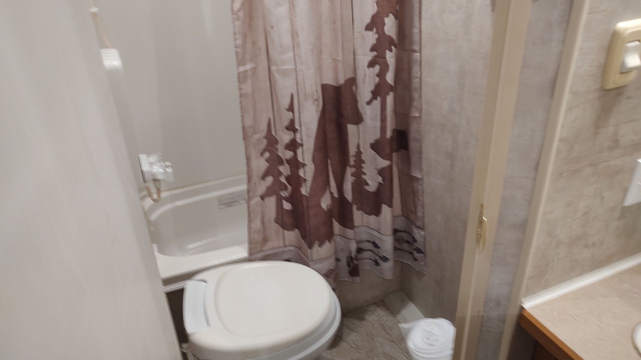 Photo of Bathroom in East Nassau