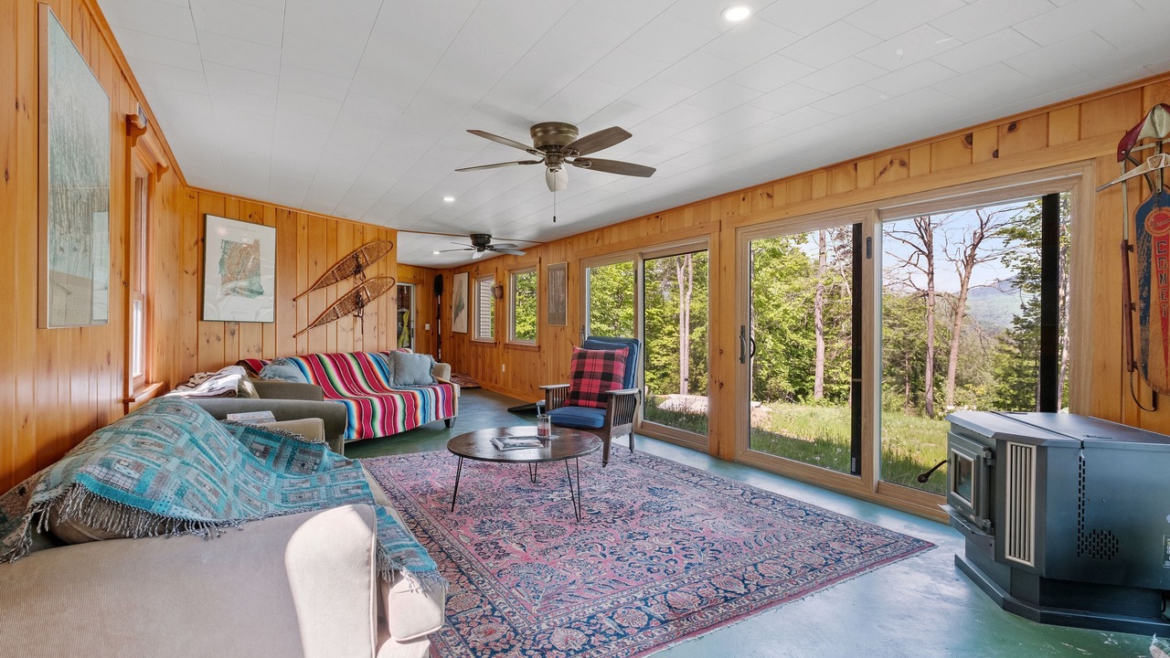 Photo of Livingroom in Bartlett