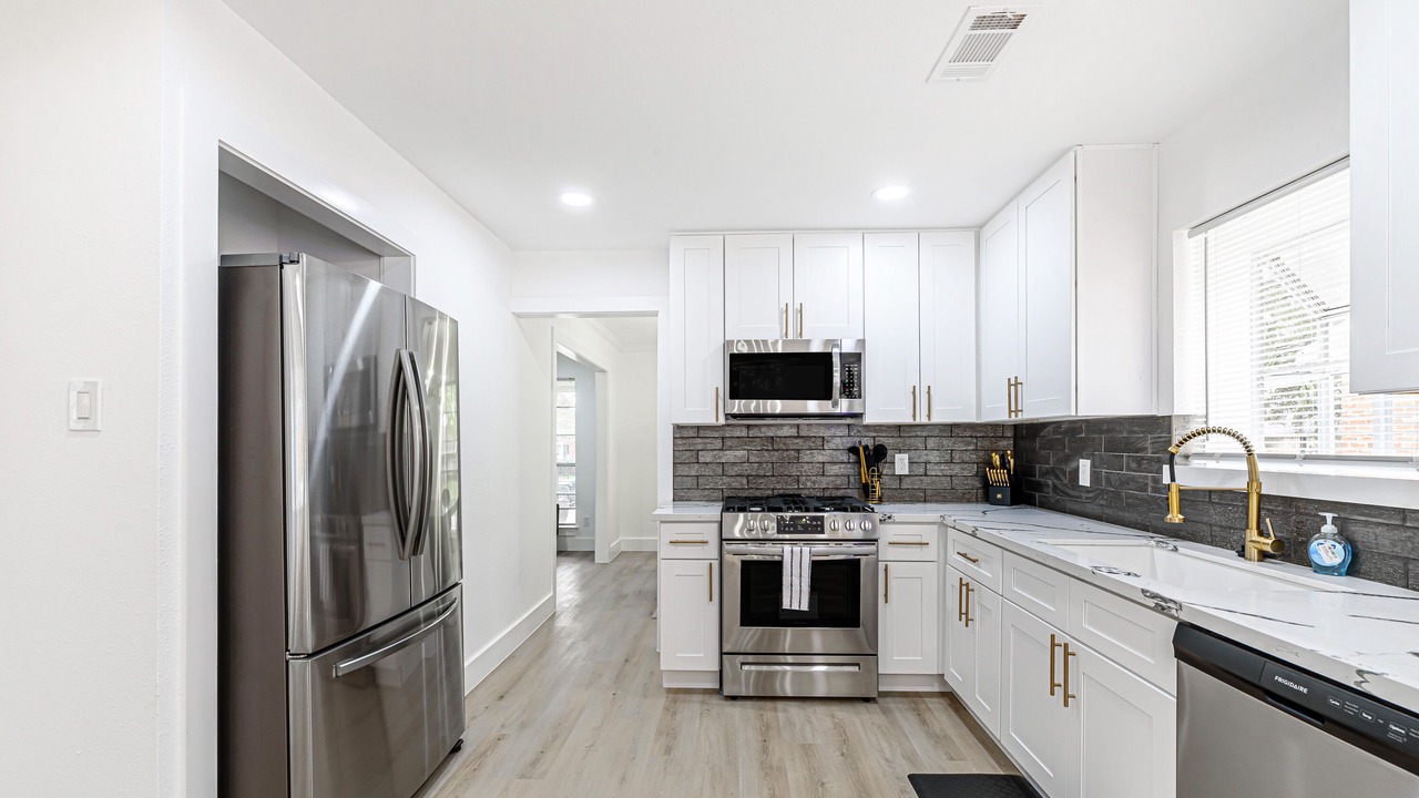 Photo of Kitchen in Nassau Bay
