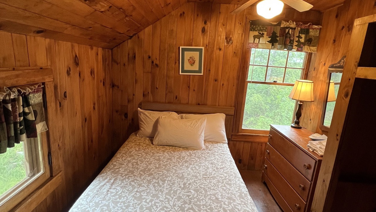 Photo of Bedroom in Bolton Landing