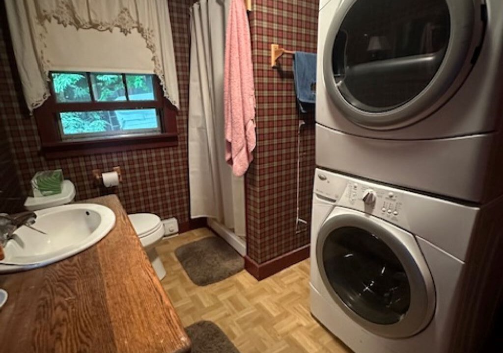 Photo of Bathroom in Stark