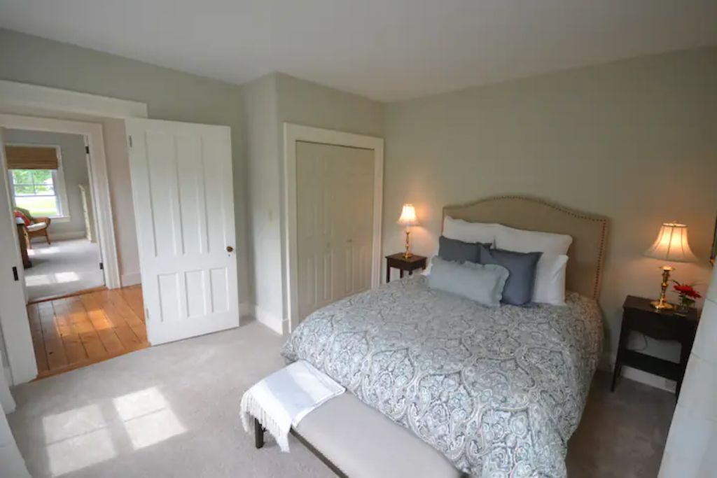 Photo of Bedroom in Saratoga Springs