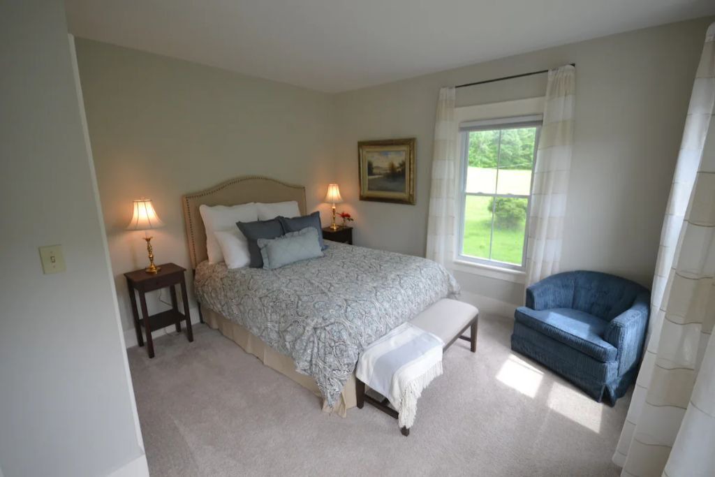 Photo of Bedroom in Saratoga Springs