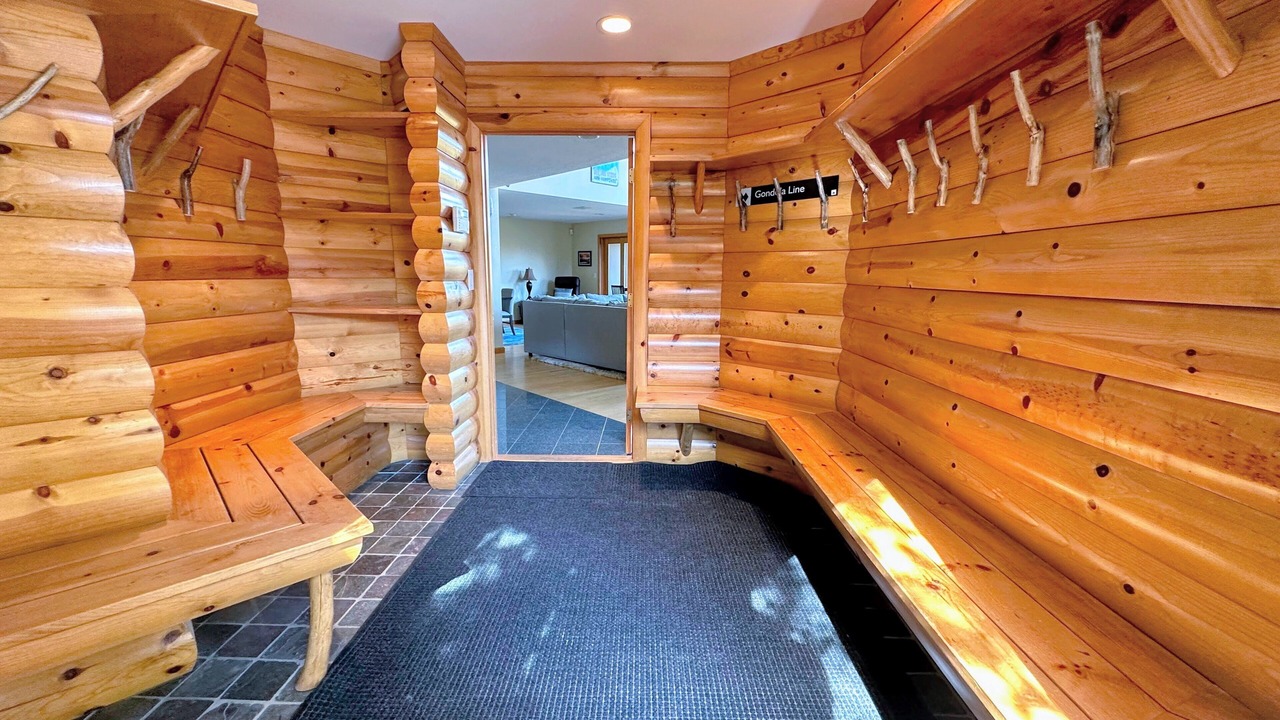 Photo of Others in Bretton Woods
