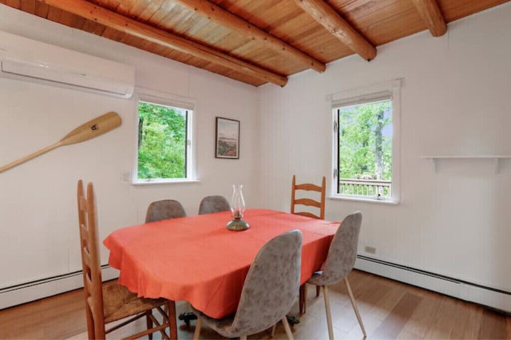 Photo of Bedroom in Kabletown