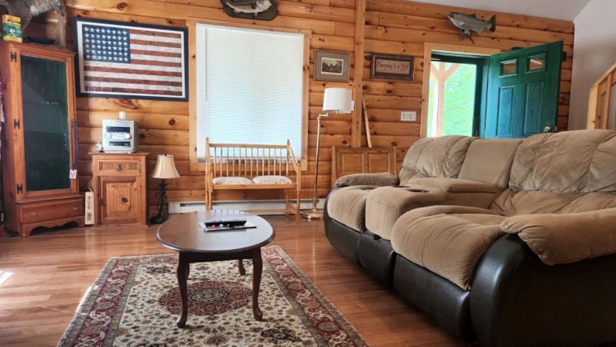 Photo of Livingroom in Bovina Center