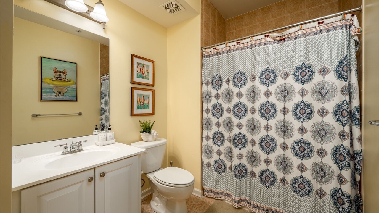 Photo of Bathroom in Sunset Island