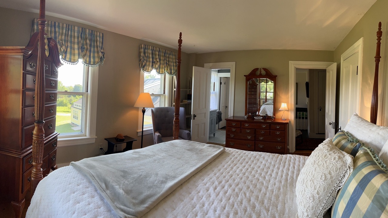 Photo of Bedroom in New London