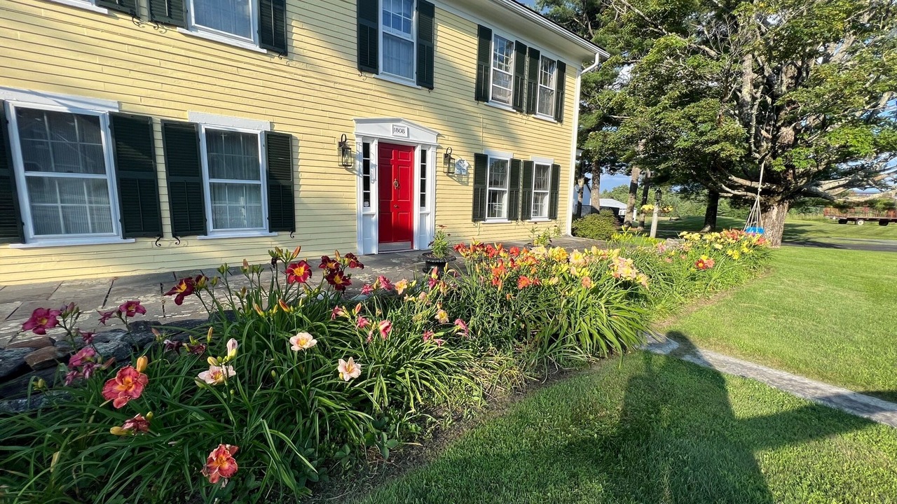 Photo of Outdoor in New London