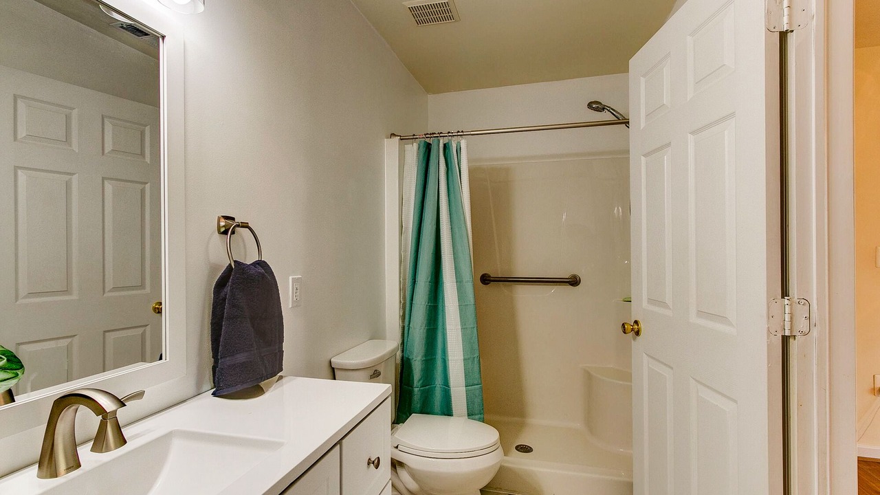 Photo of Bathroom in Harpers Ferry