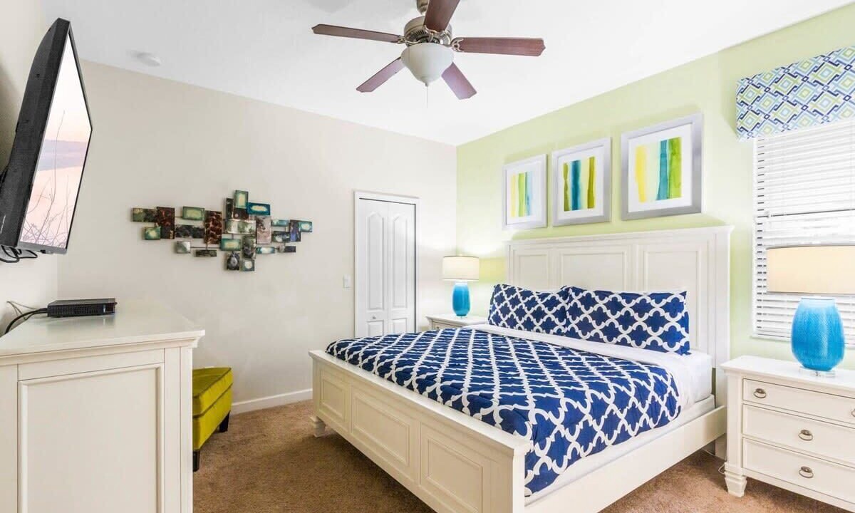 Photo of Bedroom in Davenport