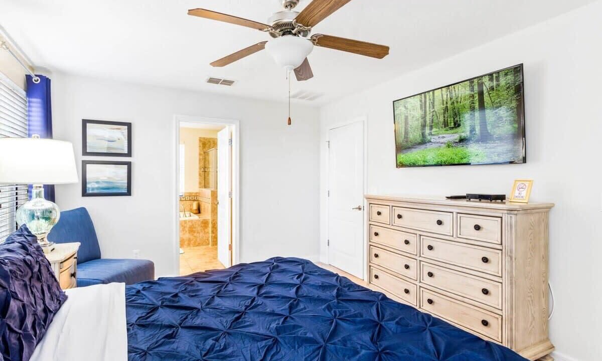 Photo of Bedroom in Davenport