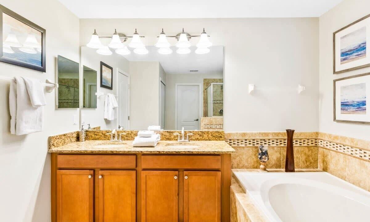 Photo of Bathroom in Davenport