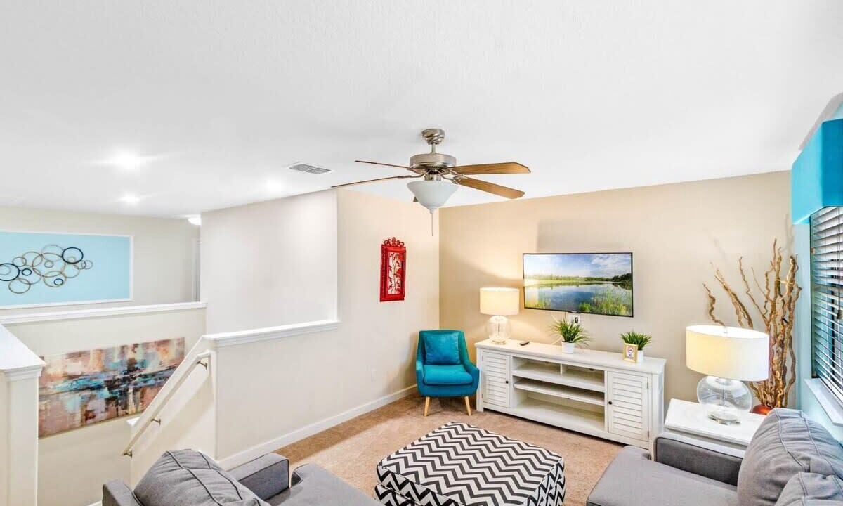 Photo of Livingroom in Davenport