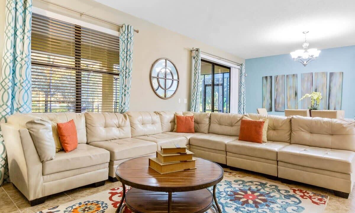 Photo of Livingroom in Davenport