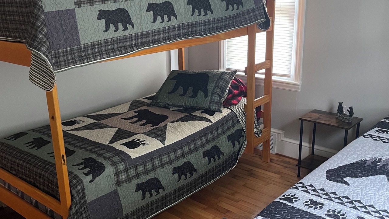 Photo of Bedroom in Jonesville