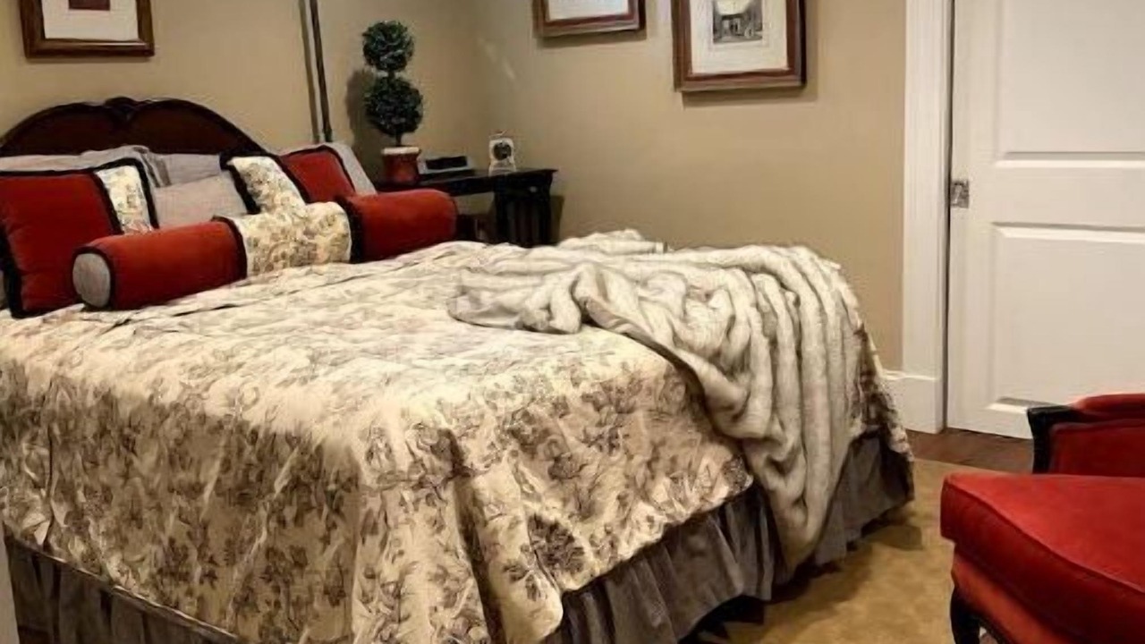 Photo of Bedroom in Saratoga Springs