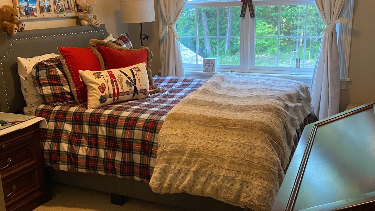 Photo of Bedroom in Saratoga Springs