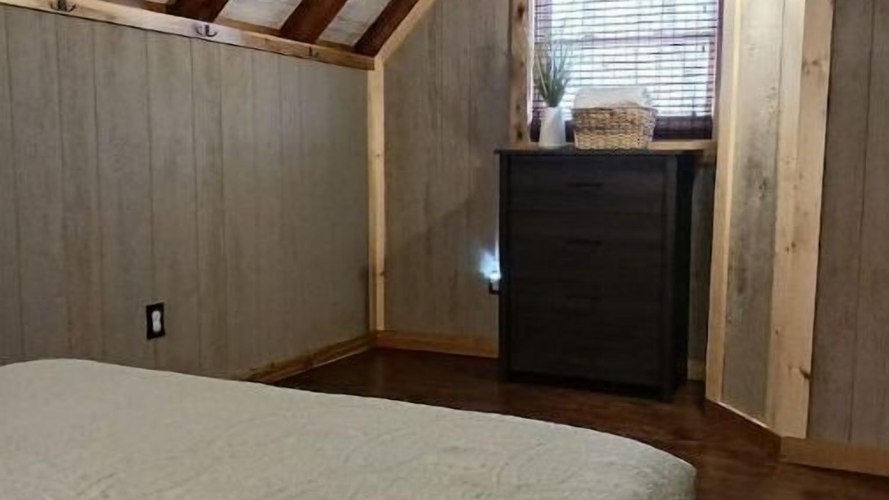Photo of Bedroom in Keslers Cross Lanes