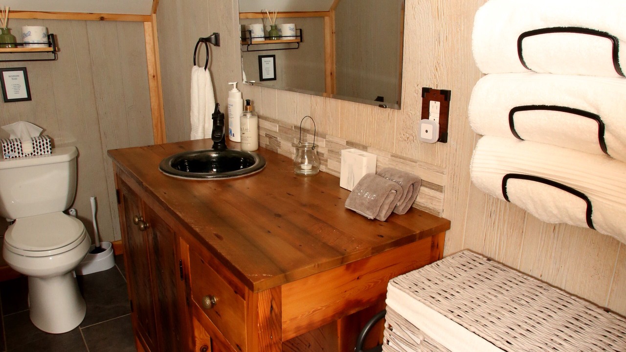 Photo of Bathroom in Keslers Cross Lanes