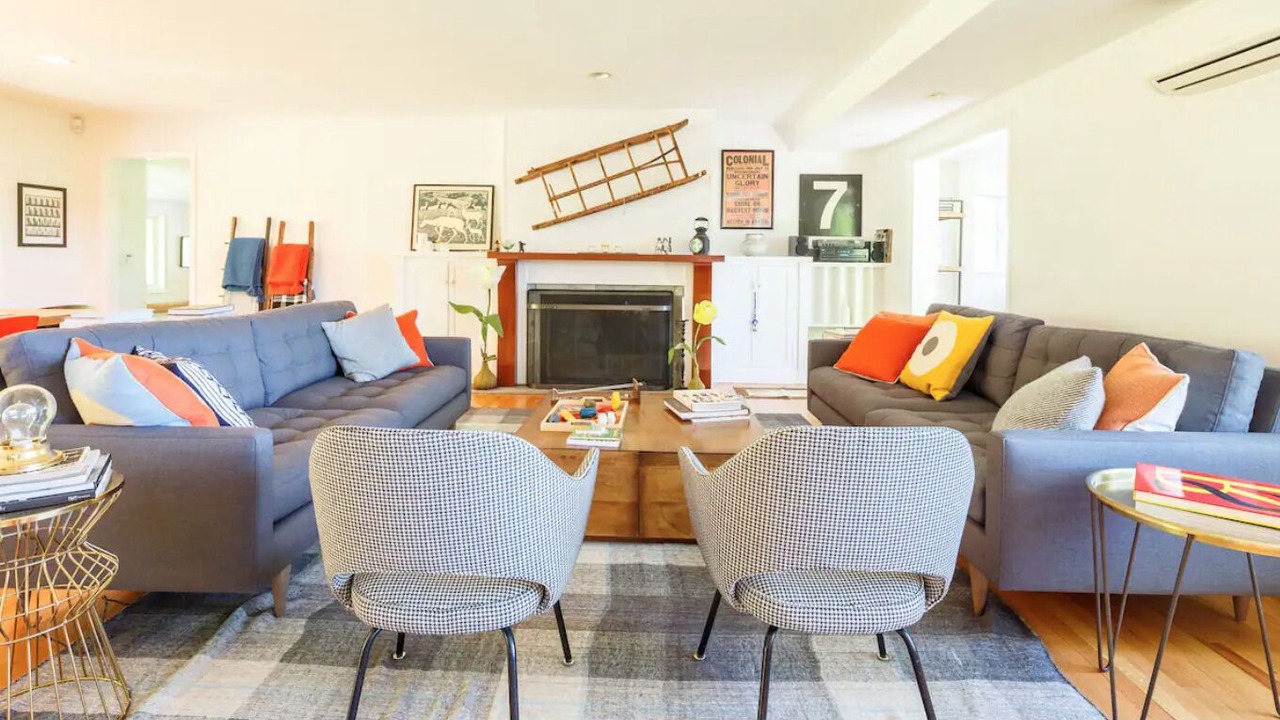 Photo of Livingroom in Hillsdale