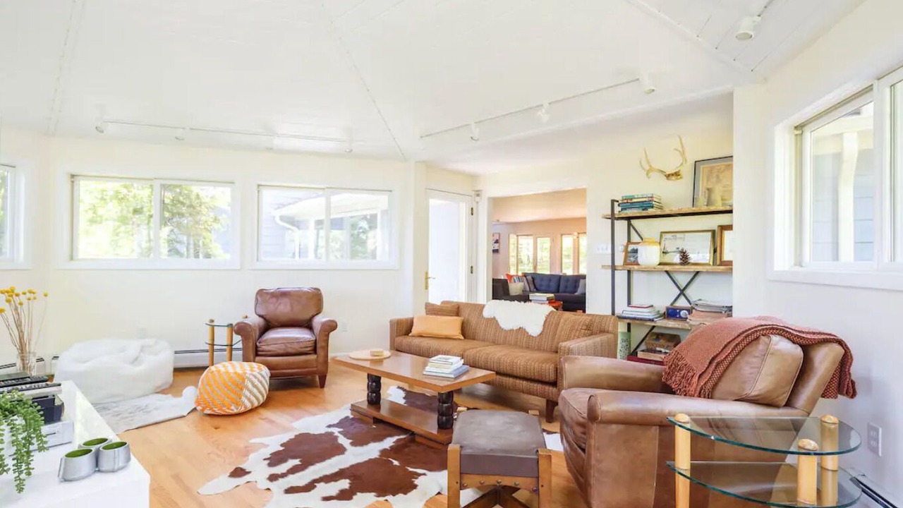 Photo of Livingroom in Hillsdale