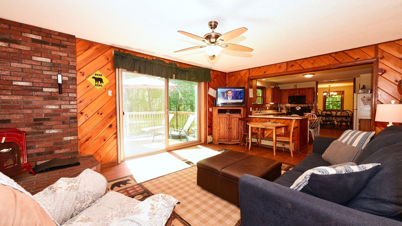 Photo of Livingroom in North Conway