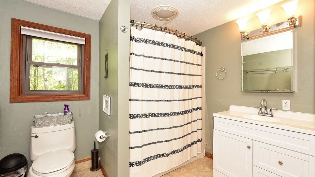 Photo of Bathroom in North Conway
