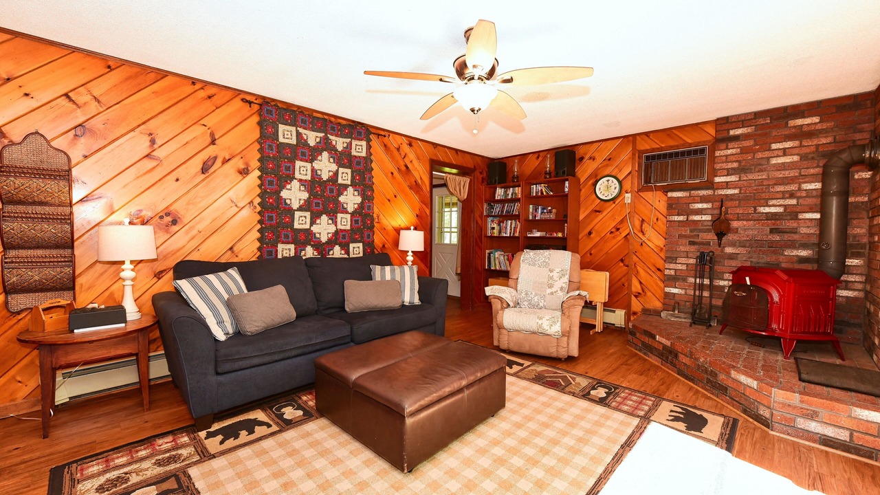 Photo of Livingroom in North Conway