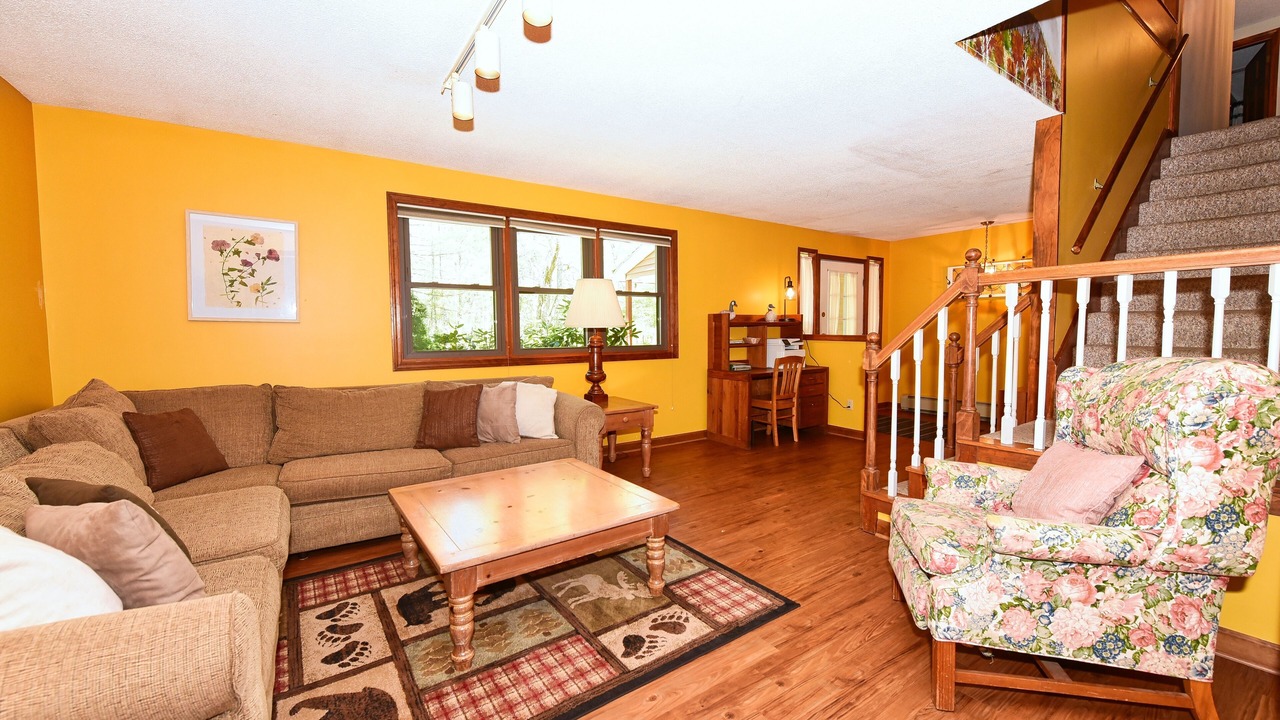 Photo of Livingroom in North Conway